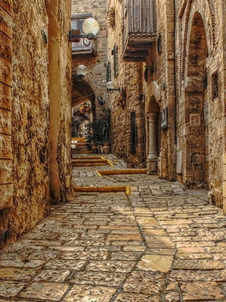 Medieval streets, Rhodes, Greece - Ritratt: Amalia Enache